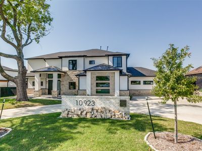 10923 Marsh Ln