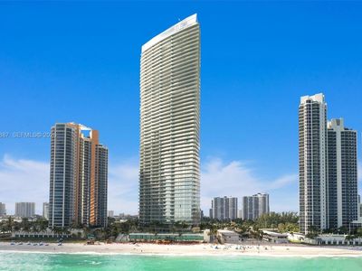 18975 Collins Ave Unit 605