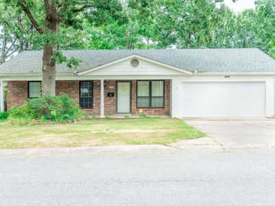 6408 Windhill Dr