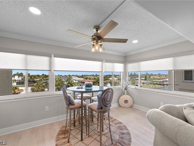 4309 Mariner Way APT 405