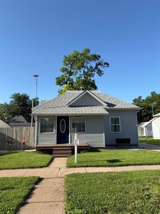 1407 W 4th St