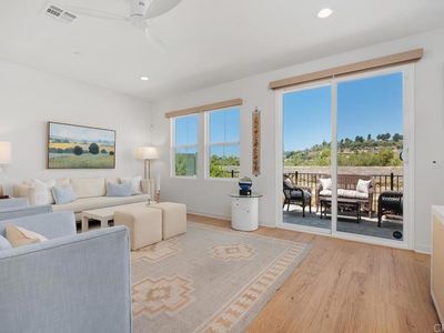 741 Kingbird Loop
