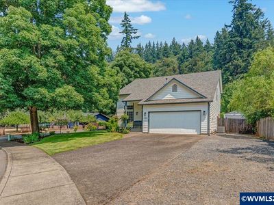 1145 Enstad Ln