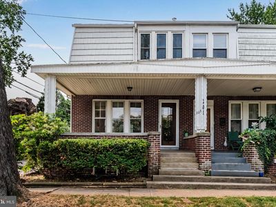 203 Edward St