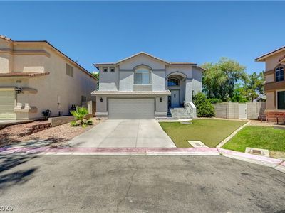 8724 Breezy Brown Ave
