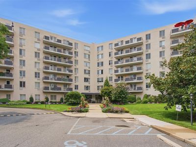 135 Post Avenue #2J