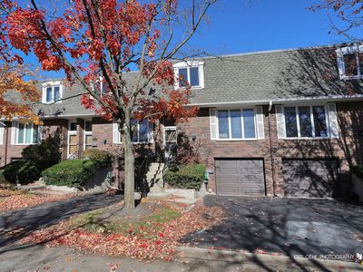 Property at 1857 Willowview Ter, Northfield, IL