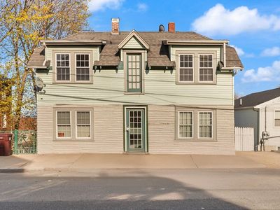 143 Campbell Ave