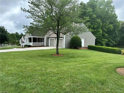 633 Huntington Dr