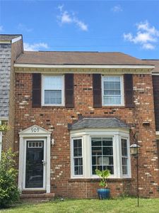 909 Wolfpack Ct