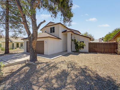 2761 W Calle Del Tigre