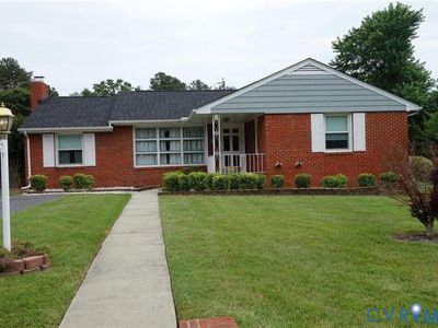 2201 Sommie Ln