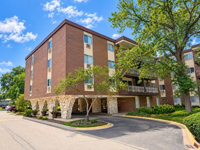 1331 S Finley Rd APT 213