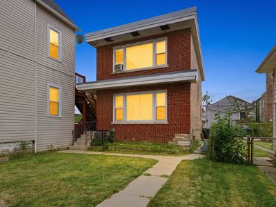 731 E 88th Pl