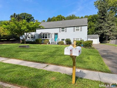 11 Trumbull Drive