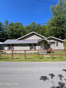 123 Cawood Ln