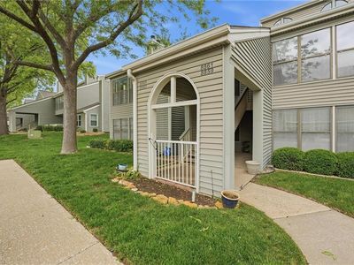 Property at 8861 W 106th Ter, Overland Park, KS