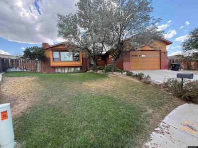 555 Waggener Cir