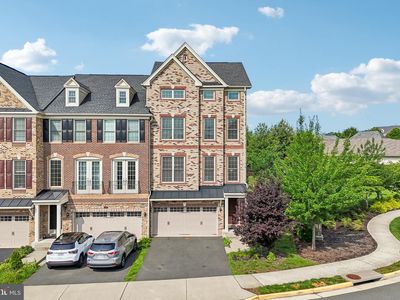 24991 Cambridge Hill Ter