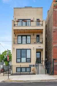 1300 N Cleaver St #2