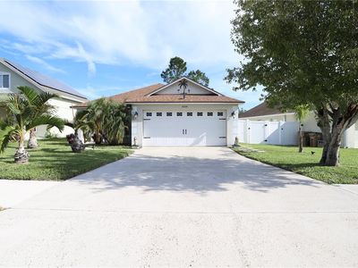 16220 Coopers Hawk Ave