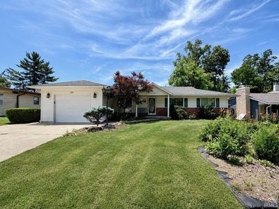 325 Forest View Dr