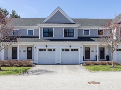 Property at 26 Southfield Ln #26, Sherborn, MA