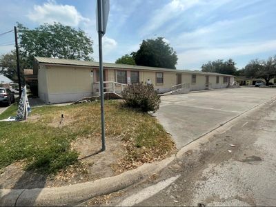 Property at 107 S Gardner St, Falfurrias, TX