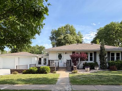 122 E 3rd Ave