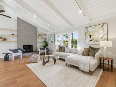 1830 Spring Mountain Road
