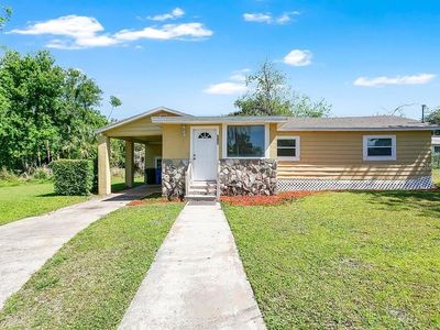 Property at 595 3rd St, Oviedo, FL