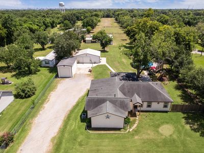1003 E Wallisville Rd