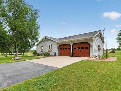 W8127 Dumke Road