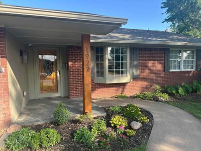 1927 Arapaho Dr