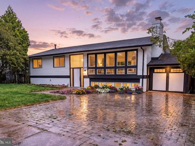 203 Audreys Ct SE