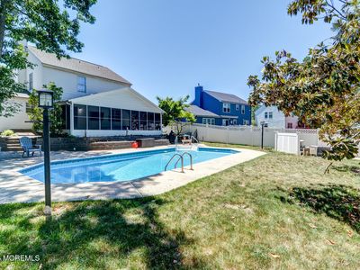 1276 Beauchamps Place