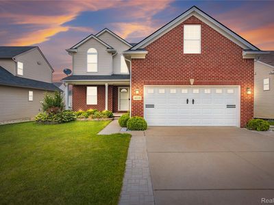 4059 Ash Tree Ln