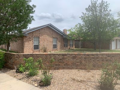 7001 Benwood Sq