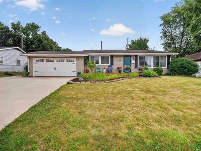 6016 Beaumont Dr
