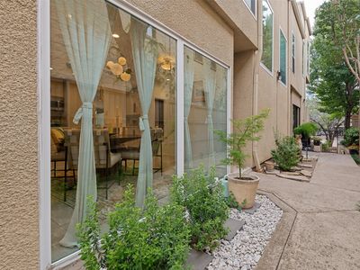 2509 Welborn St APT C