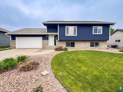 Property at 6809 S Mogen Ave, Sioux Falls, SD