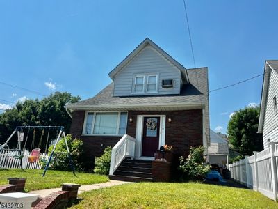 101 Chamberlain Ave