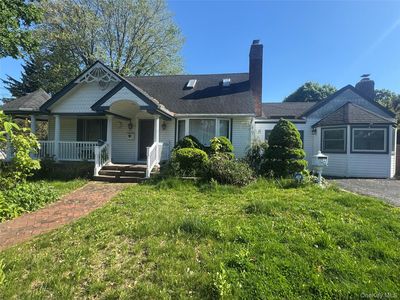 7 Dawes Avenue