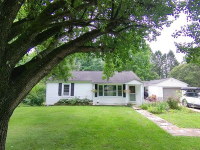 715 Maxwell Hill Rd