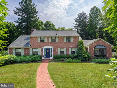 2 Porteous Rd