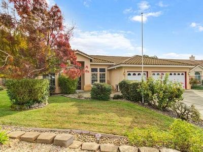 814 Pleasant Valley Dr