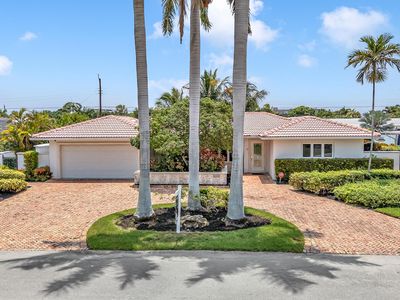 Property at 4220 NE 26TH Avenue, Lighthouse Pt, FL