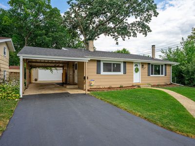 1226 Grant Dr