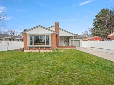 1249 E Lavon Dr