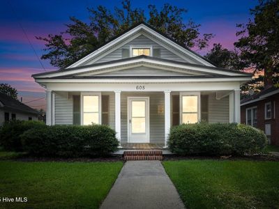 605 Saint David Street